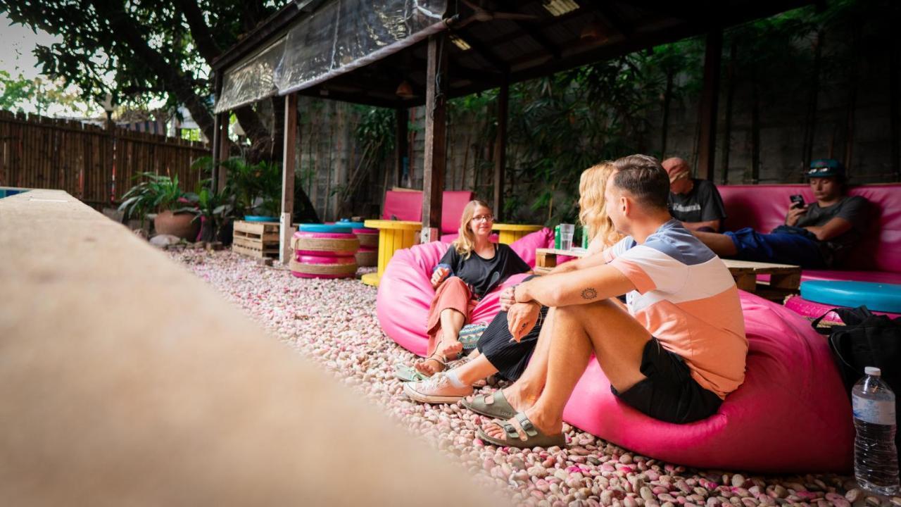 Slumber Party Bangkok Khaosan Pansiyon Dış mekan fotoğraf