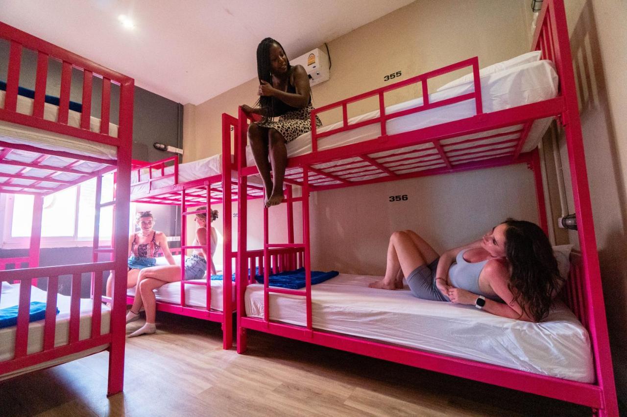 Slumber Party Bangkok Khaosan Pansiyon Dış mekan fotoğraf